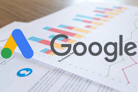 Google Ads 可以为发现广告系列自动应用建议和新建议